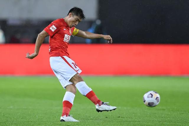 文班亚马全票当选年度最佳新秀 场均21+11+4+4