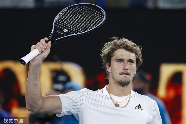 李月汝WNBA生涯首次先发 受困犯规仅得3分2板