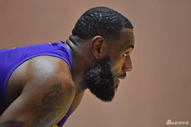 杜兰特比尔合砍54分约基奇25+15 太阳复仇掘金